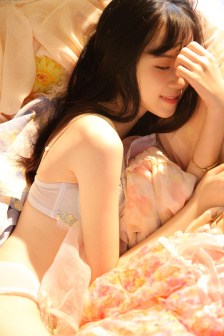 年轻妻子的工作在线观看